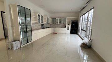 Gambar 5 Dijual Rumah Golf Island Pik 12x20 3Lt Semifurnish Ada Ac Nego