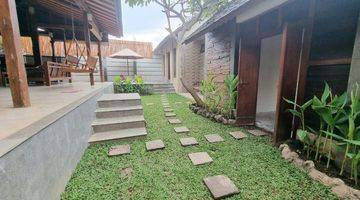 Gambar 2 Rumah Villa 3 Bedroom Baru Furnished. Sbp 846