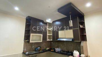 Gambar 3 Di  Rumah 2.5 Lantai Di Perumahan Royal Resident Jakarta Timu