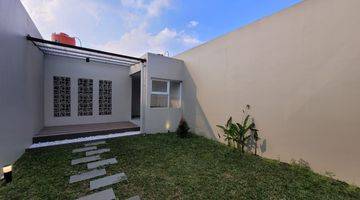 Gambar 3 Turun Harga! Minimalis Brand New Home at Singgasana