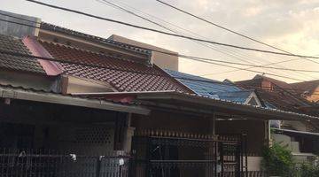 Gambar 1 Dijual disewakan Rumah Sudah Renovasi Unfurnished SHM di Bsd City, Tangerang