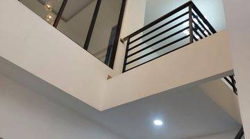 Gambar 5 Rumah Mewah Desain Modern 2 Lantai Harga Bersahabat Strategis