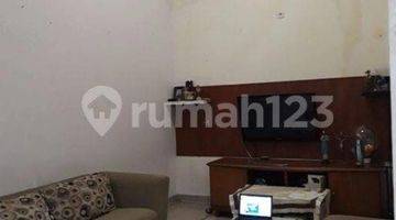 Gambar 1 Rumah 2 Lantai Unfurnished SHM di Cluster Taman Golf Modernland 