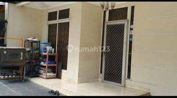 Gambar 4 Rumah 2 Lantai Unfurnished SHM di Cluster Taman Golf Modernland 