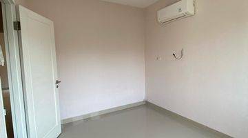 Gambar 4 Di Jual Cepat Rumah Townhouse Emerald 