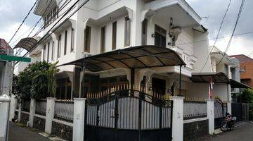 Gambar 1 Rumah 2,5 Lantai Siap Huni Fully Furnished Di Tebet Barat Dalam