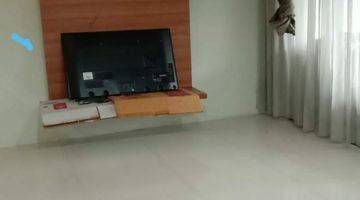 Gambar 3 Rumah di Janur Asri 2 Lantai SHM Bagus Semi Furnished Hadap Utara