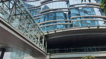 Gambar 5 Gedung perkantoran Landmark Pluit