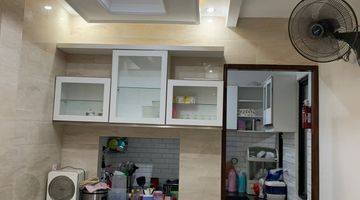 Gambar 5 Rumah 2 Lantai Bagus Full Furnished Graha Raya Bintaro Tangerang 