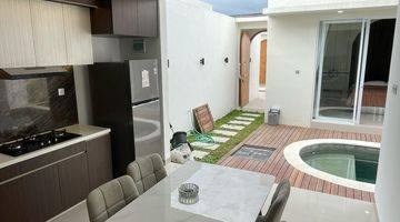 Gambar 4 2M saja villa baru  di Seminyak  fully furnished 