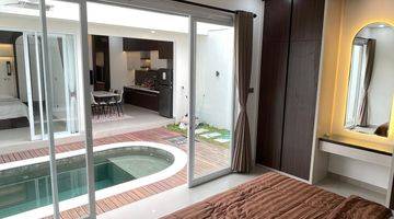 Gambar 5 2M saja villa baru  di Seminyak  fully furnished 