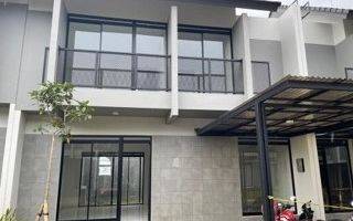 Gambar 1 Rumah Semi Furnished 2 Lantai di Kota Baru Parahyangan