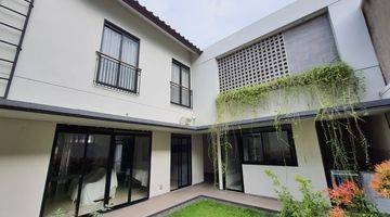 Gambar 1 Rumah Semi Furnished Lokaduhita Kota Baru Parahyangan