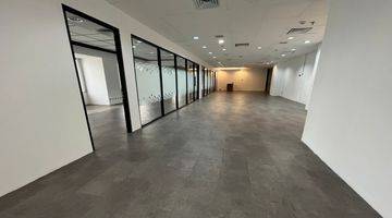 Gambar 2 Disewakan  Kantor di Jln Jendral sudirman, Sudirman 350 m² Semi Furnished