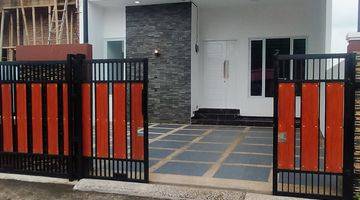 Gambar 1 Rumah Baru Townhouse SHM dekat gerbang tol Grand Wisata 