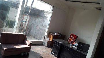 Gambar 3 Rumah 2 Lantai Bagus Semi Furnished SHM di Komplek Pasadena, Bandung