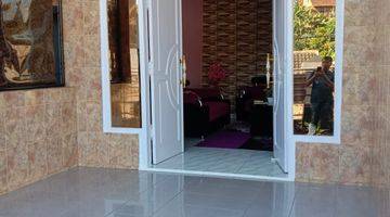 tampak depan rumah 2 lantai full furnish