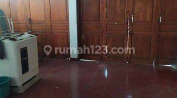 garasi/carport banting harga rumah 2 lantai