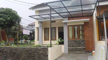 Gambar 1 Rumah Hook Grand Lapalma Estate Sukabumi. 