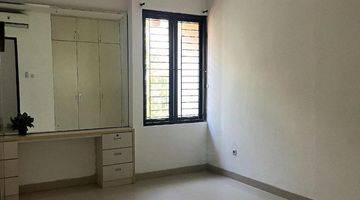 Gambar 5 Rumah Bagus Semi Furnished di Tanah Kusir, Jakarta Selatan