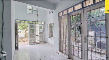 Gambar 2 Dijual Rumah Bagus Unfurnished SHM di Taman Puspa Citra Raya