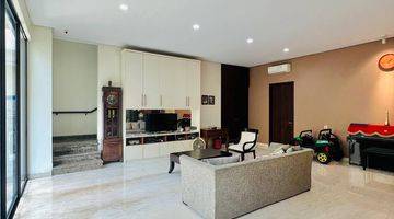 Gambar 2 Rumah Mewah Graha Natura 2 Lantai Full Marmer Full Furnished