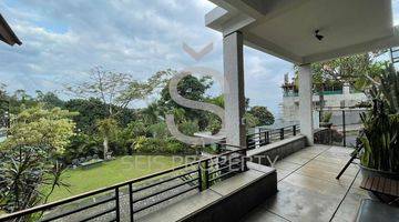 Gambar 3 Dijual Modern Tropical Contemporer House Di Dago Resor Bandung