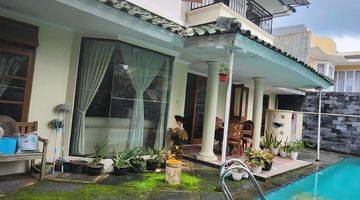 Gambar 1 Dijual rumah dengan fasilitas pool di Bukti golf hijau raya Sentul city 