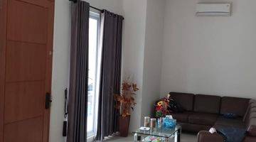 Gambar 4 Dijual Cepat Rumah Siap Huni Semi Furnished di Metro Permata Karang Tengah Tangerang