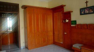 Gambar 4 JUAL CEPAT RUMAH PIK 2½ LANTAI 