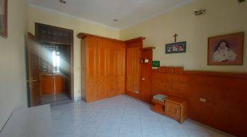 Gambar 5 JUAL CEPAT RUMAH PIK 2½ LANTAI 