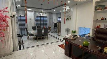 Gambar 2 JUAL CEPAT RUMAH PIK 1 MEDITERANIA SANGAT TERAWAT 270m² 2½ LANTAI