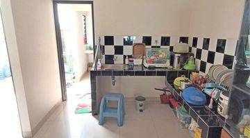 Gambar 1 Rumah Modern Minimalis Nempel Toll 