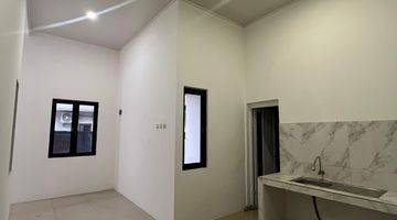 Gambar 4 Rumah Baru Unfurnished SHM di Pasar Minggu, Jakarta Selatan