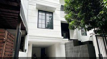 Gambar 1 Rumah 3 Lantai Bagus SHM di Pondok Indah, Jakarta Selatan