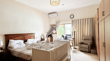 Gambar 2 Rumah Kontrakan Bagus Semi Furnished di Kemang, Jakarta Selatan