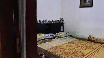 kamar tidur rumah di jl. leuwipanjang 2