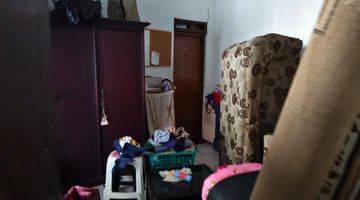 Gambar 2 Rumah Luas 200 Meter Unfurnished SHM di Lebak Bulus, Jakarta Selatan