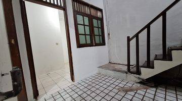 Gambar 2 Di Jual Rumah 2 Lantai, Bangunan Baru, Lokasi Strategis Dekat Jalan Raya S Parman Slipi