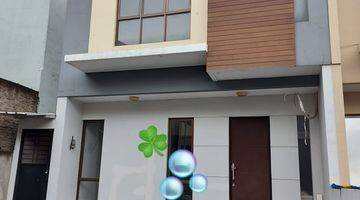 Gambar 1 Rumah 2 Lantai Cluster Callysta Graha Raya Tangerang L2 240315