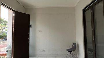 Gambar 3 Rumah 2 Lantai di Graha Bintaro Cluster Callysta Tangerang L2 240323