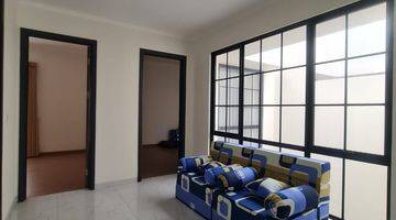 Gambar 4 Rumah 2 Lantai di Helios Prime Suvarna Sutera Tangerang 1K8000SN