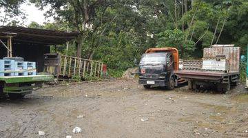 Gambar 4 Rumah Pinggir Jalan Raya Cocok Untuk Home Industri