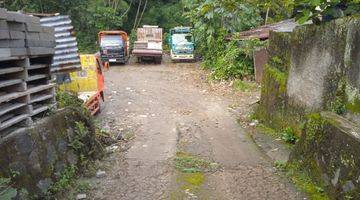 Gambar 3 Rumah Pinggir Jalan Raya Cocok Untuk Home Industri