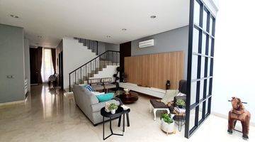 Gambar 2 Rumah Minimalis Modern Siap Huni di Intercon Kebon Jeruk, Jakarta Barat 