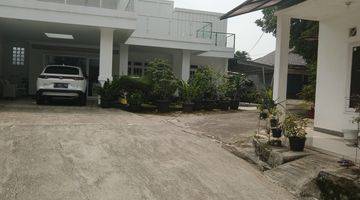 tampak depan rumah shm di jalan t.wiradiredja,cimahpar,