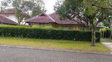 Gambar 1 Rumah SHM Tanah Yang Luas di Rancamaya Golf Estate, Bogor