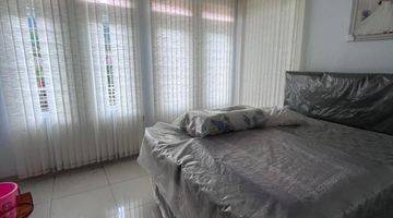 Gambar 4 Rumah 2 Lantai Bagus Furnished SHM di Jl.megamendung, Kabupaten Bogor, Bogor