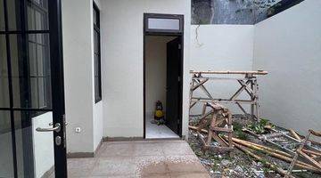 Gambar 4 Rumah 2 Lantai di Jalan Cendrawasih, Makassar