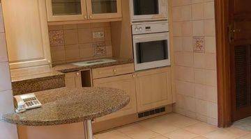 dapur disewakan rumah bagus terawat unfurnished